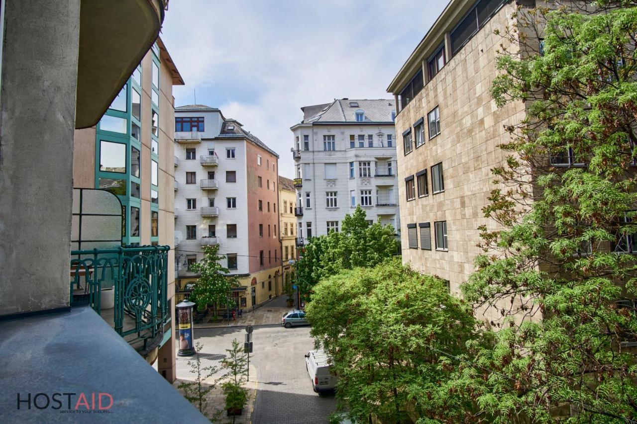 M52 Apartment - Hostaid Budapeste Exterior foto